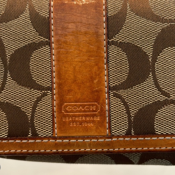 Vintage Coach Wallet - Picture 14 of 17